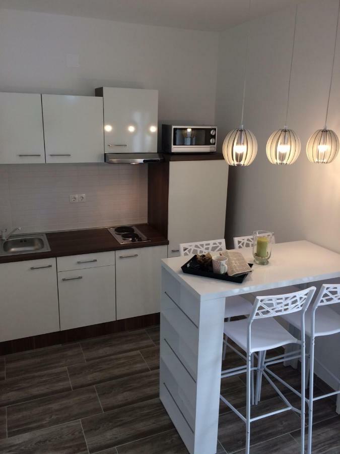 Bdm Apartment Drage Buitenkant foto